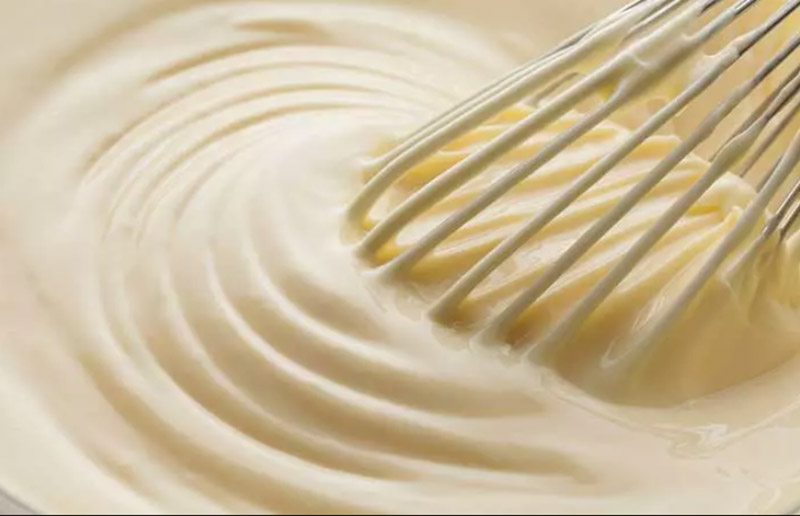 Mặt nạ mayonnaise và dầu ô liu cho tóc khô