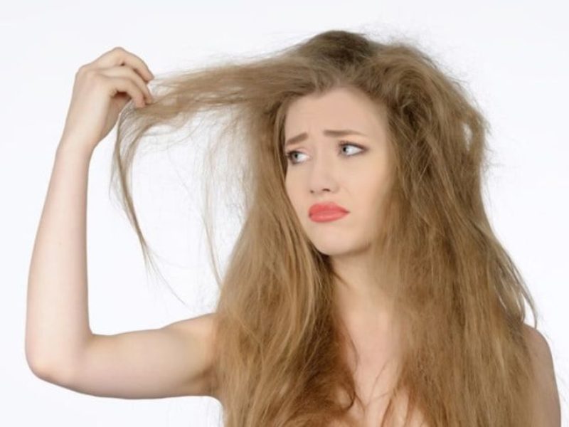 Xách định mức độ hư tổn hiện tại của tóc